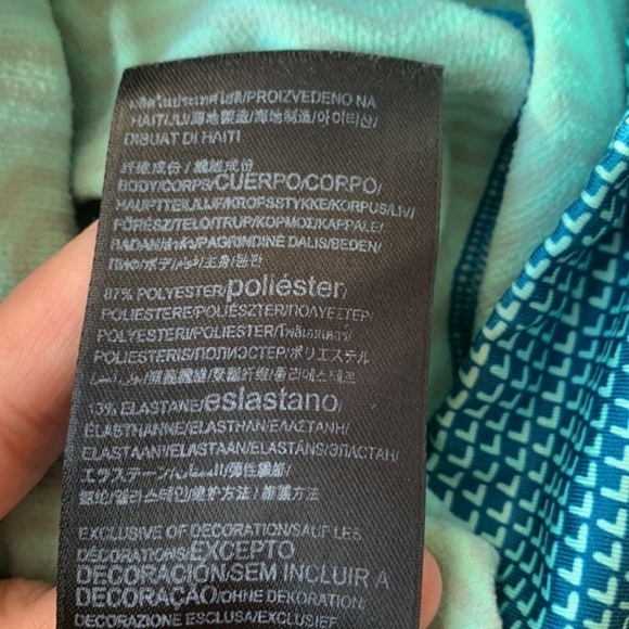 Under Armour Blue Design Athletic Leggings - Picture 8 of 8